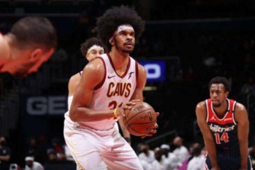 开云官网-美国男篮即将更新换代 骑士双塔或拯救球队内线